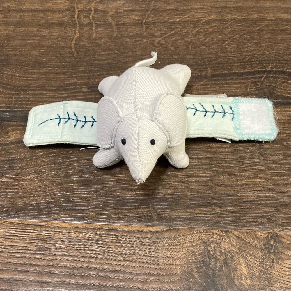 Crate & Barrel wrist rattle